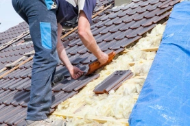 Roof Sheet Laying Roof Sheet Laying